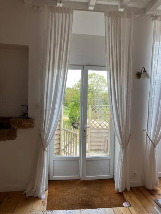 Beau Gite Dans Domaine Viticole & Arboricole Cursan Esterno foto